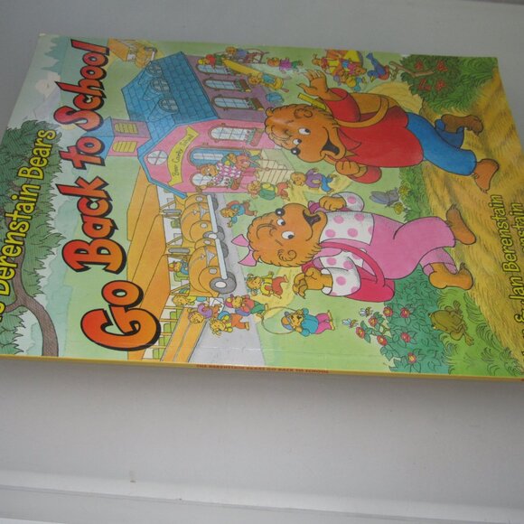 The Berenstain Bears GO BACK TO SCHOOL Color Illustrated Paperback Book - Picture 3 of 3